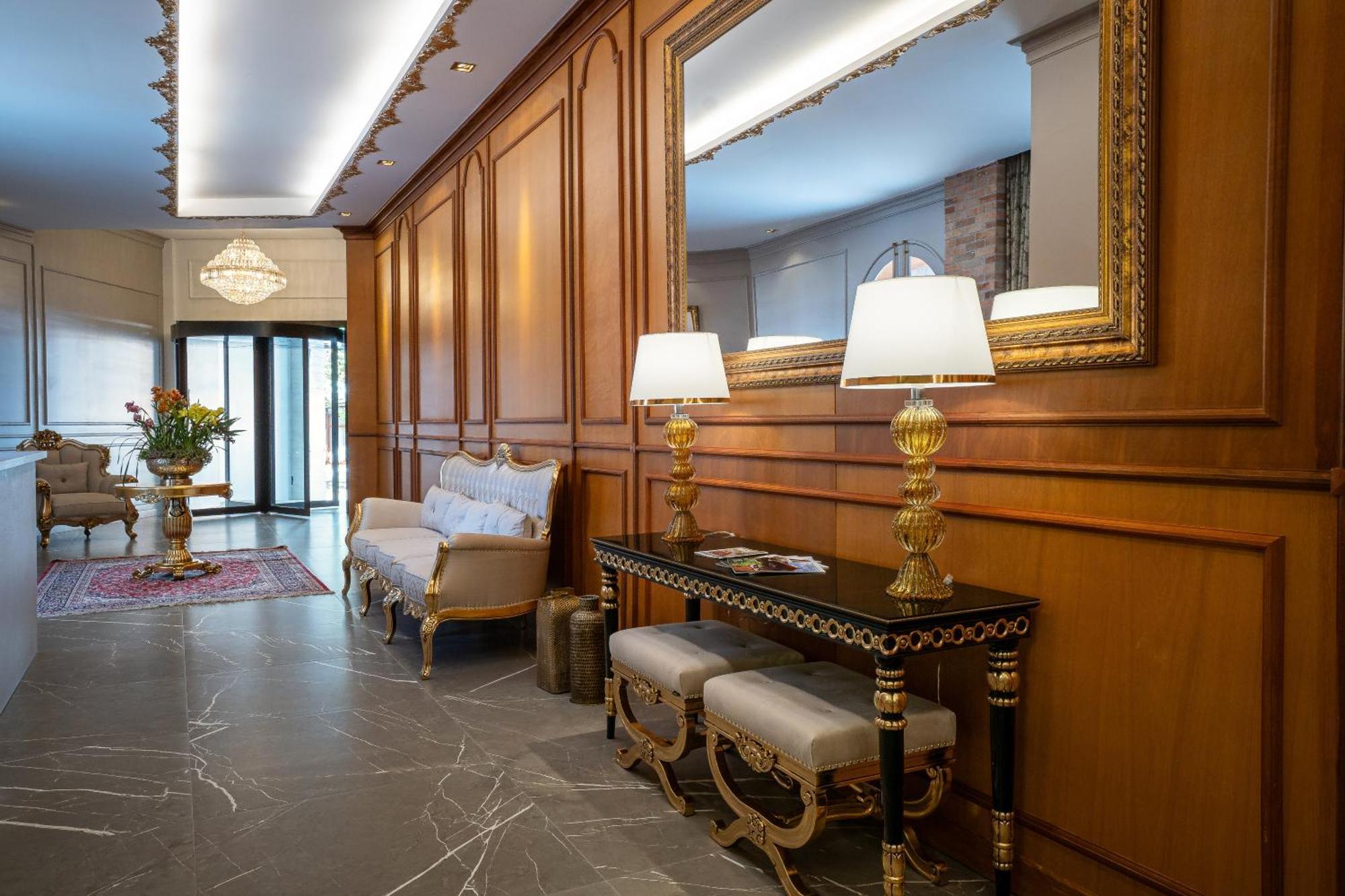 포우사다 루이스 XV 호텔 Campos do Jordão 외부 사진 Interior of the hotel